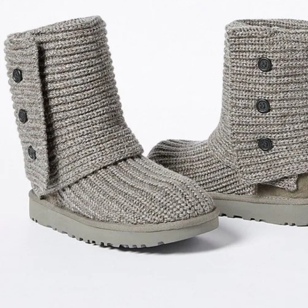 UGG Classic Cardi Grey Knit Boot Size 8